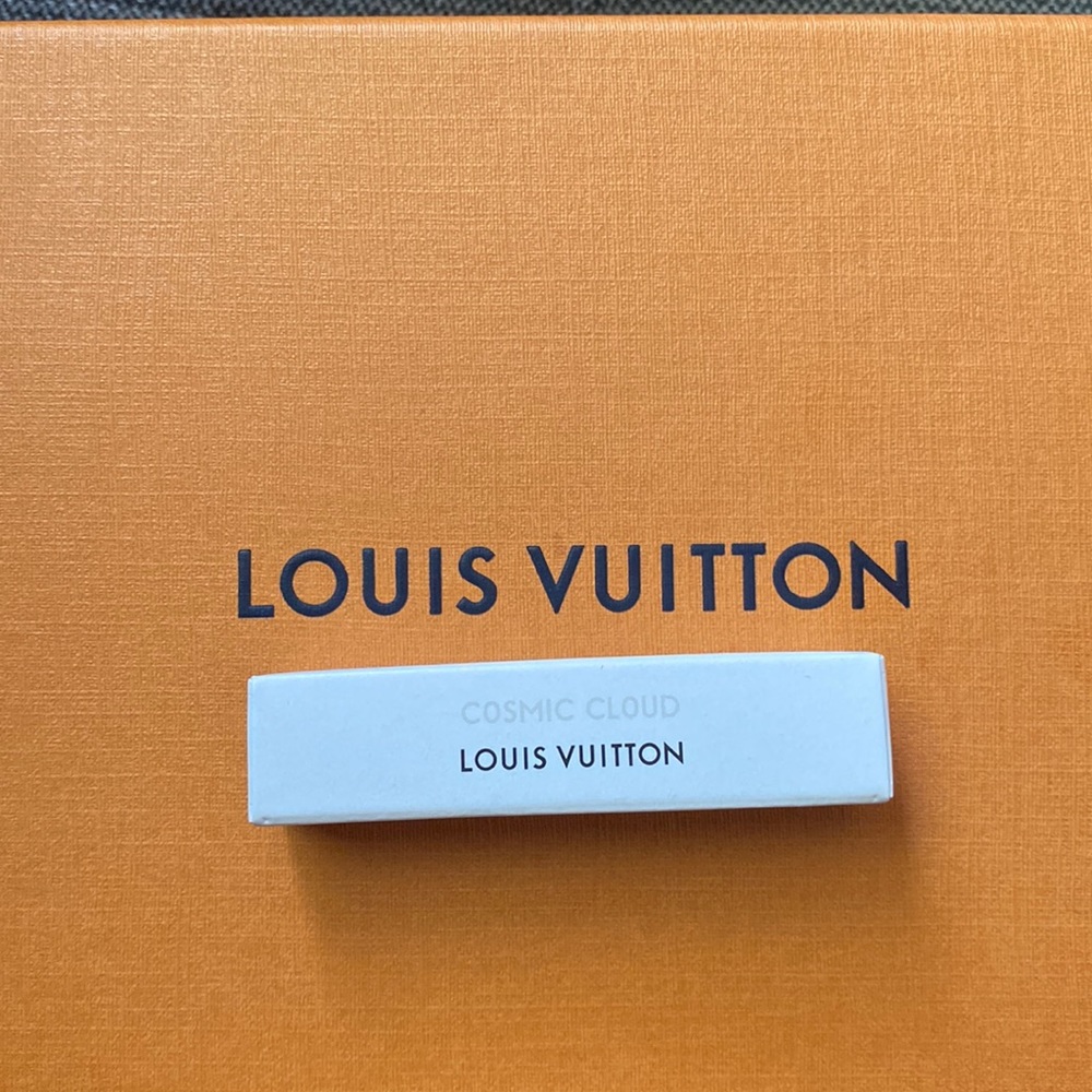 Very rare. Limited edition LV fragrance sample. 2ml     Cosmic cloud